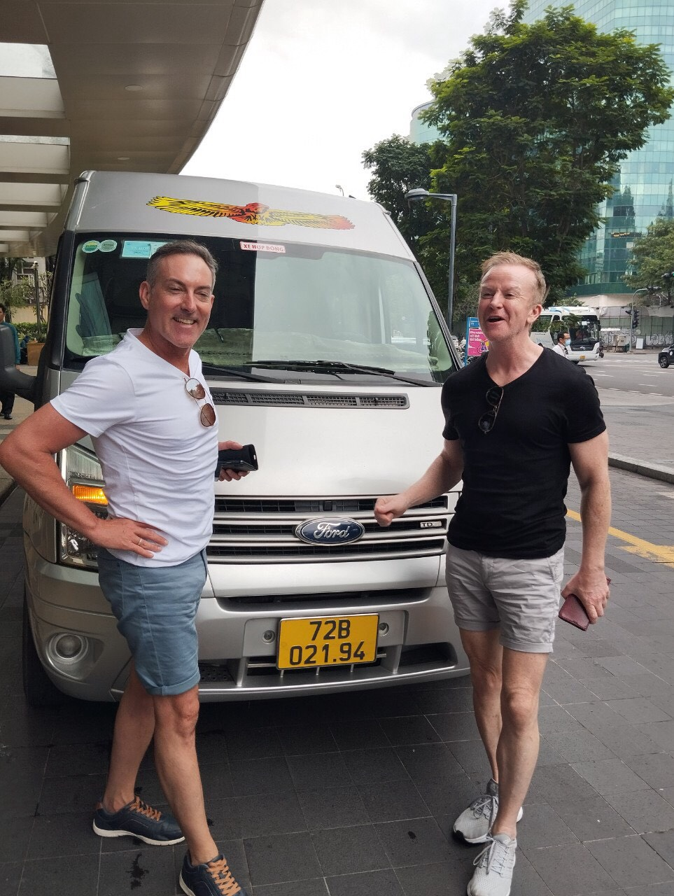 Taxi Ho Chi Minh: Experience Local Hospitality with DiDu.vn